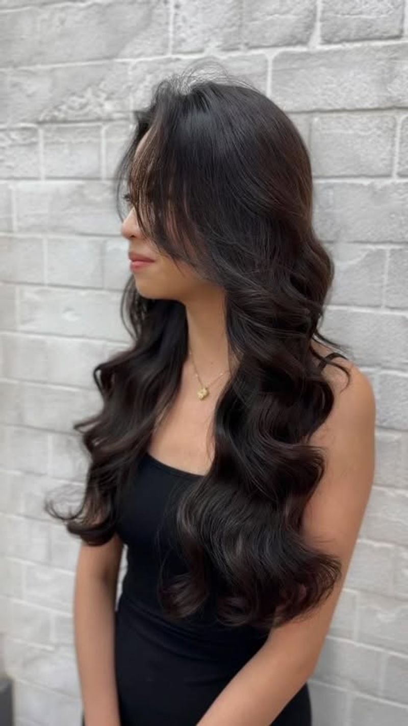 Romantic Loose Waves