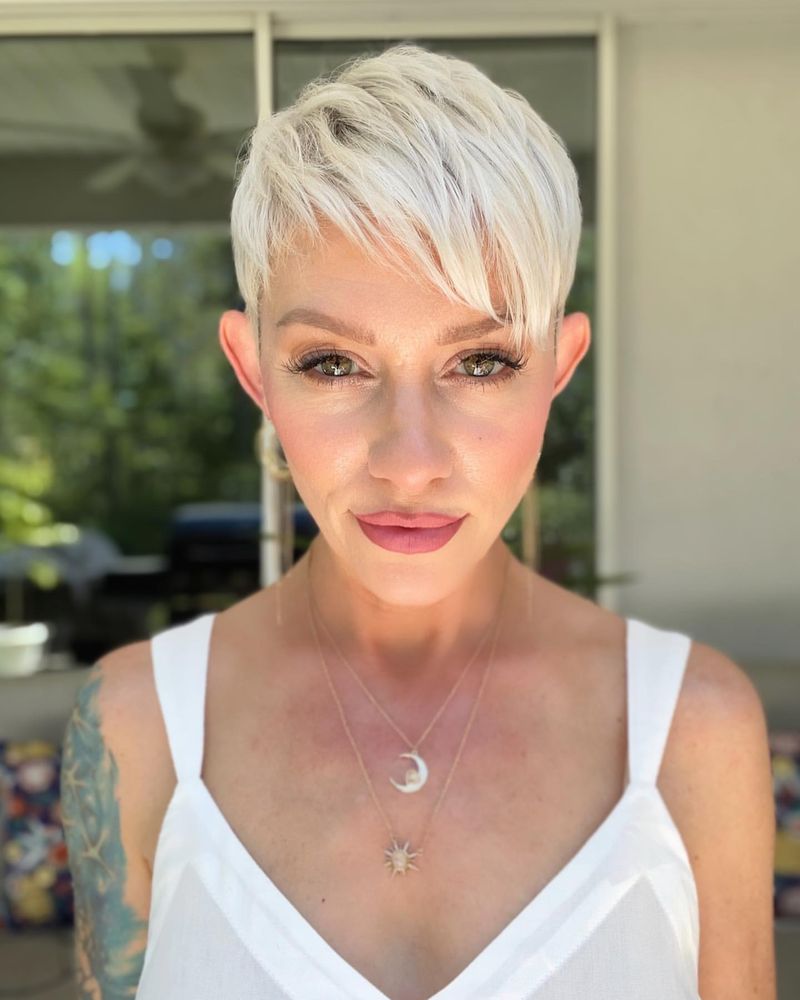 Sleek Pixie with Tapered Neck