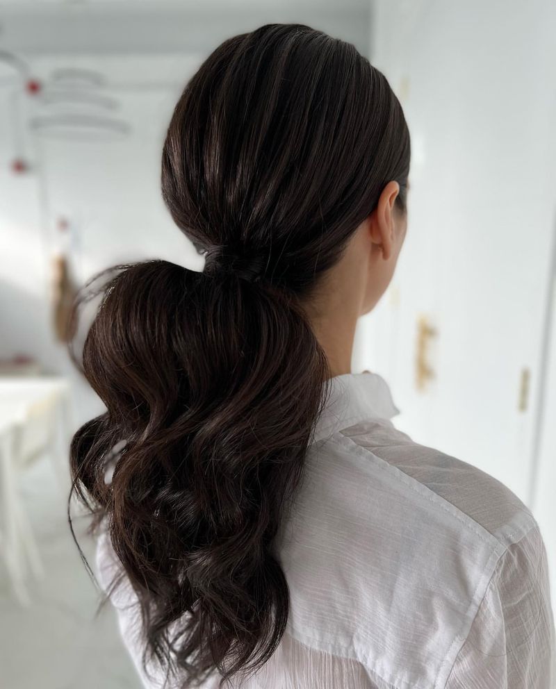 Low Ponytail with Volume