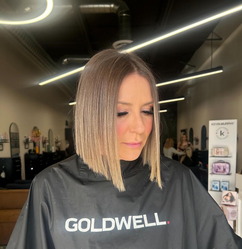 Sleek Lob